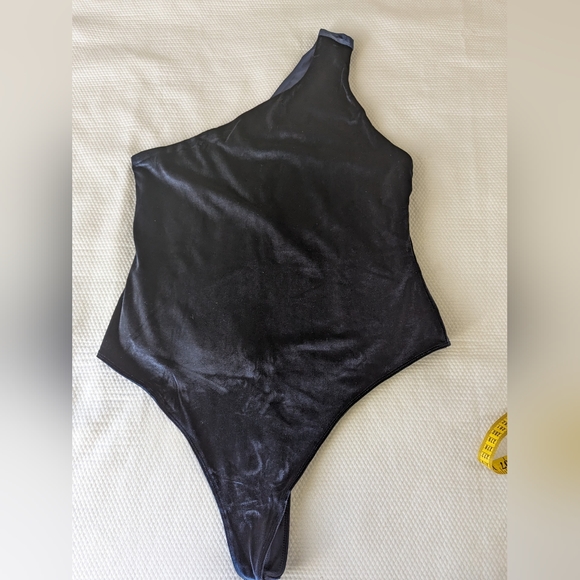 Fabletics Gigi velour bodysuit Blue Size 2XL. - Picture 3 of 7